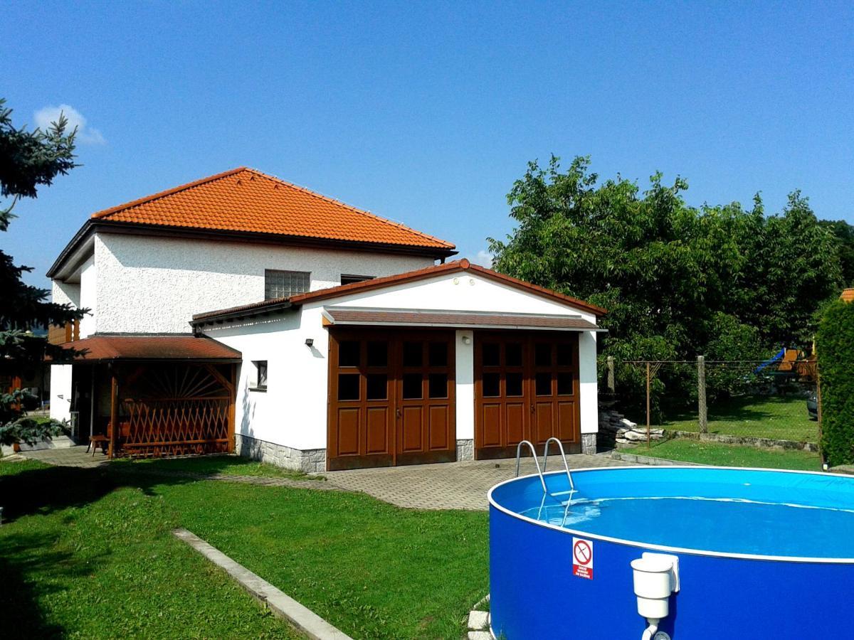 Villa- Caba Kremze Екстериор снимка